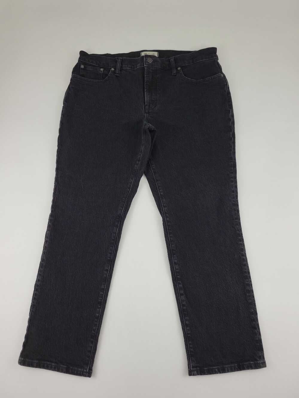 Madwell MID-RISE Perfet Vintage Black Straight-Leg Women’s Jeans